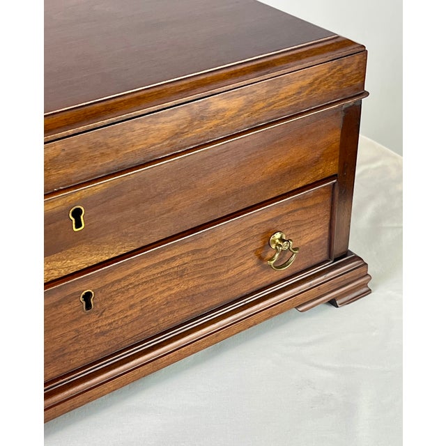 1970s Henkel Harris Virginia Galleries Solid Wild Black Cherry Jewelry Chest For Sale - Image 15 of 18