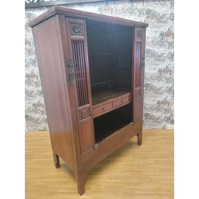 Antique Shanxi Province Red Elm Lacquered Cabinet For Sale - Image 4 of 7