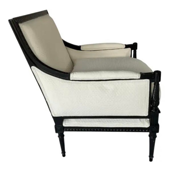 French Louis XVI Marquis Bergère À La Reine Salon Armchairs, a Pair For Sale - Image 11 of 13