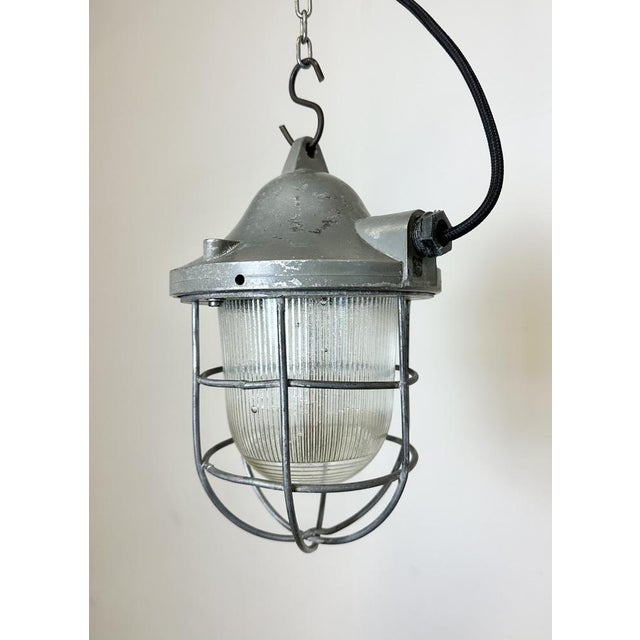 1970s Industrial Grey Bunker Cage Light from Polam Gdansk, 1970s For Sale - Image 5 of 18
