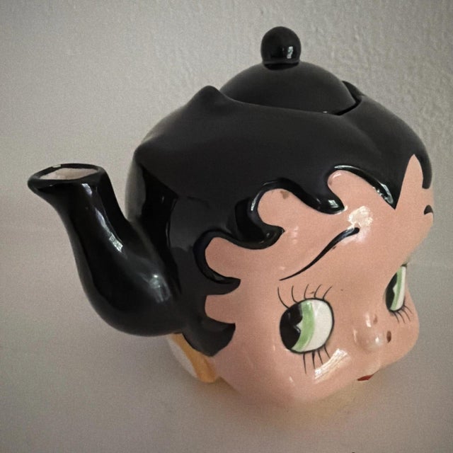 1990s Vintage Betty Boop Teapot by Vandor 1997 For Sale - Image 5 of 8