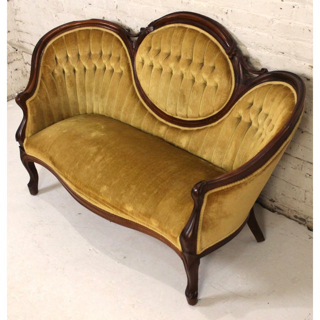 Victorian Vintage Victorian Style Gold Velvet and Walnut Settee For Sale - Image 3 of 17