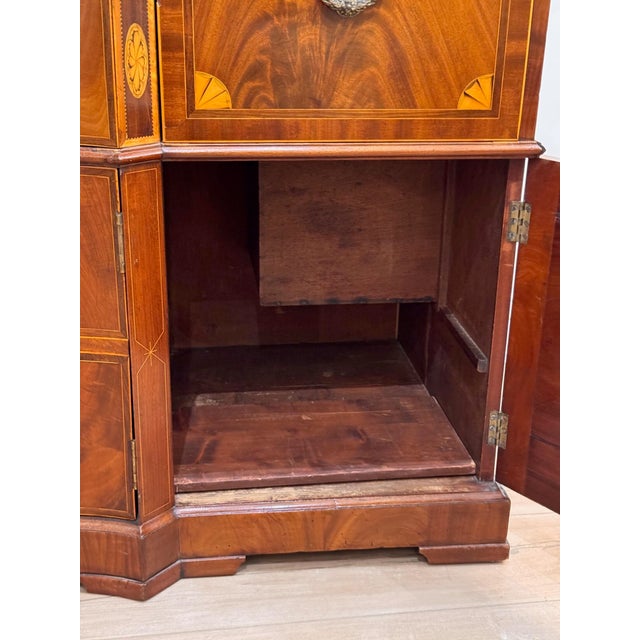 Wood Late 18th Century English Serpentine Front Sideboard For Sale - Image 7 of 13