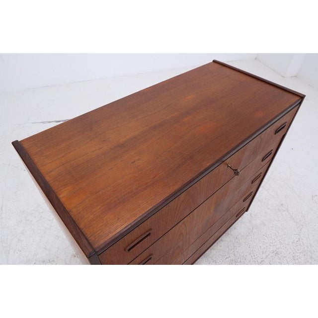 Wood Mid-Century Rosewood Chest of Drawers For Sale - Image 7 of 14