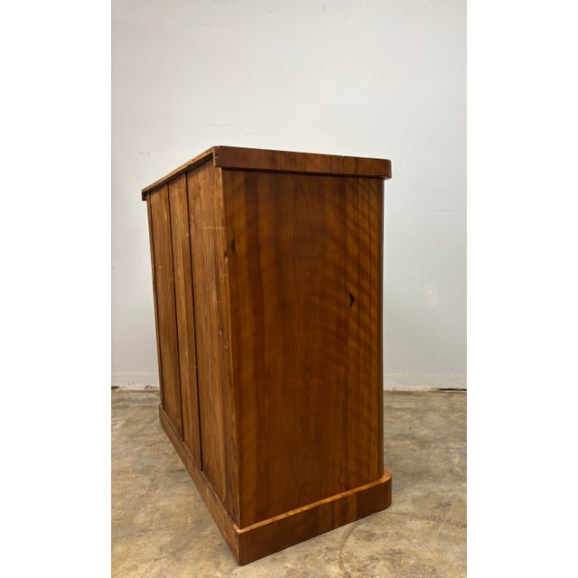 19th Century English Birch Chest of Drawers For Sale In Naples, FL - Image 6 of 7