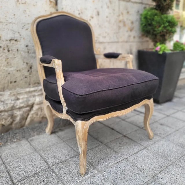 19th Century Louis XV Provençal Queens Chair in Oak and Upholstery, France For Sale - Image 3 of 18