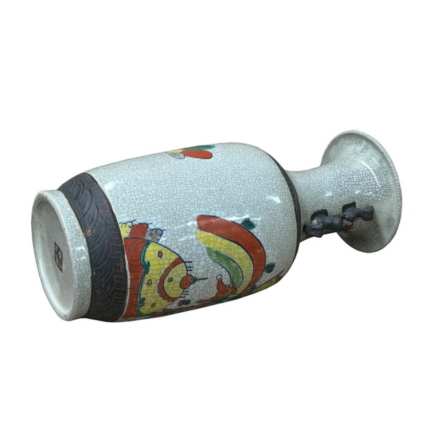 Orient Crackle Gray Warrior Graphic Artistic Pottery Ceramic Vase For Sale - Image 11 of 17