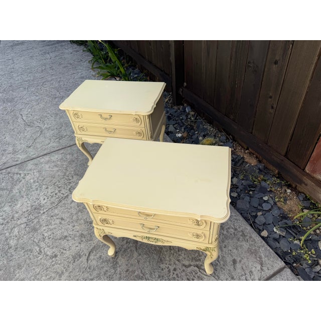 French Provinicial Style Nightstands 1960’s For Sale In San Francisco - Image 6 of 7