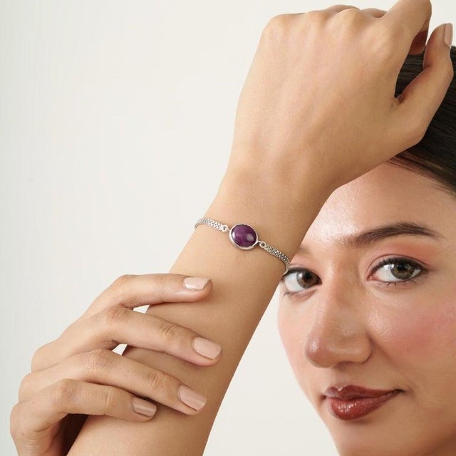 10.61 Ct Natural Ruby Chain Unisex Bracelet in 925 Silver For Sale - Image 10 of 14
