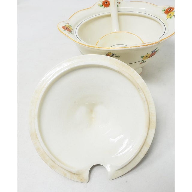Vintage 1930s Woods Ivory Ware Sauce or Gravy Bowl With Ladle and Lid For Sale - Image 14 of 18