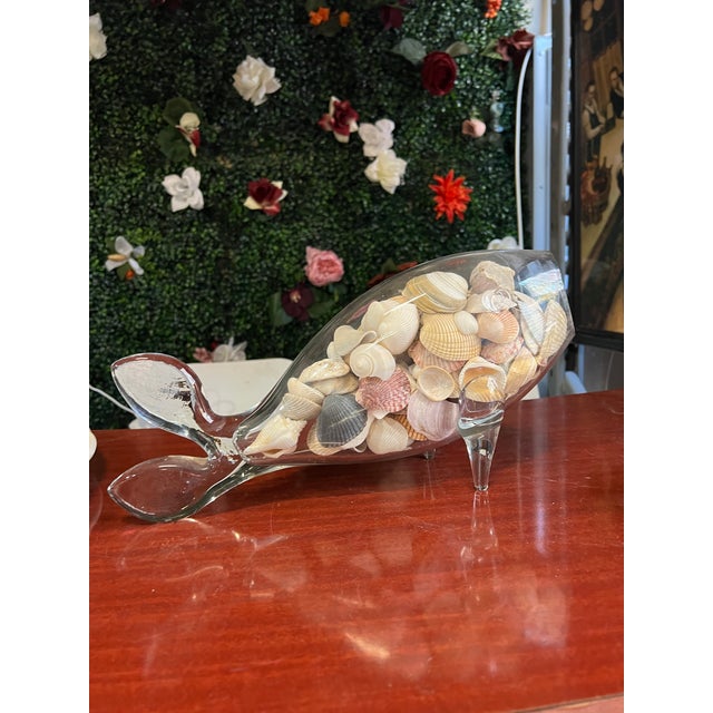 1970s Blenko Style Hand Blown Glass Fish Bowl With Shells For Sale - Image 4 of 7