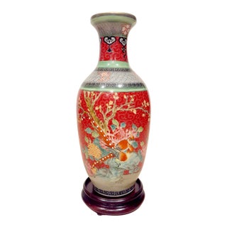 Late 19th Century Chinese Porcelain Famille Rose Peony Vase For Sale