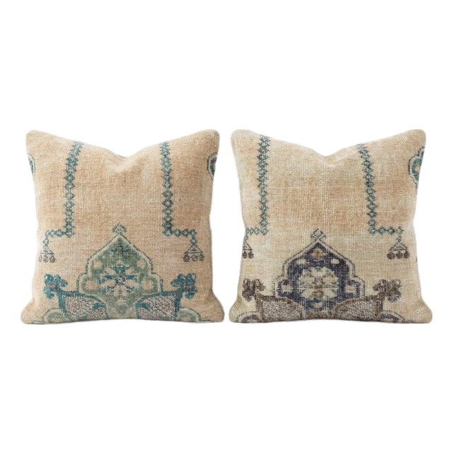 Turkish Wool Rug Pillow Cover 20'' X 20'' - Set of Two For Sale