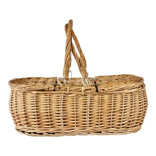 Vintage Picnic Basket For Sale