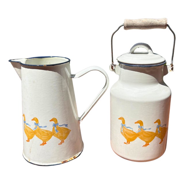 Large French Enamelware Pitcher and Milk Can with Geese Décor, 1950s, Set of 2 For Sale