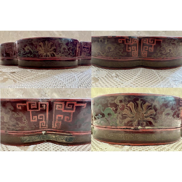 Early 18th Century Monumental Chinese Qiangjin Lacquered Box: Gold Gilt Floral Decor For Sale - Image 6 of 10