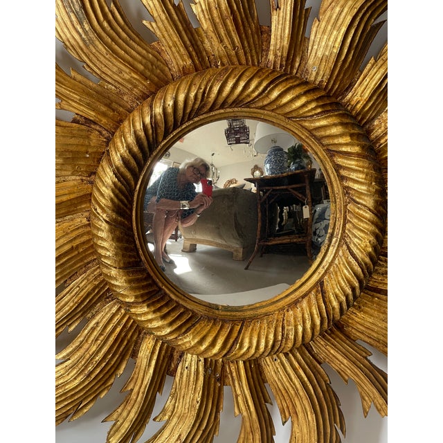 1950s French Hand-Carved Giltwood Sunburst Mirror, Hollywood Regency, 1940s For Sale - Image 5 of 16