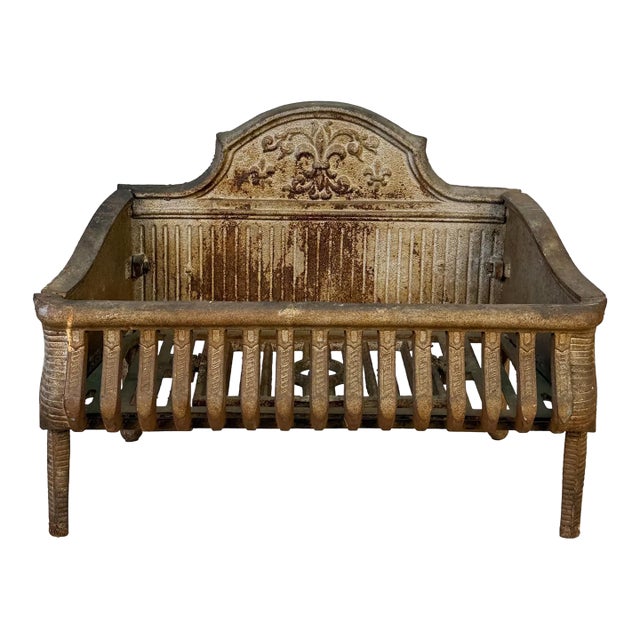 Antique Victorian Cast Iron Fireplace Coal Grate W/ Fleur De Lis Motif For Sale