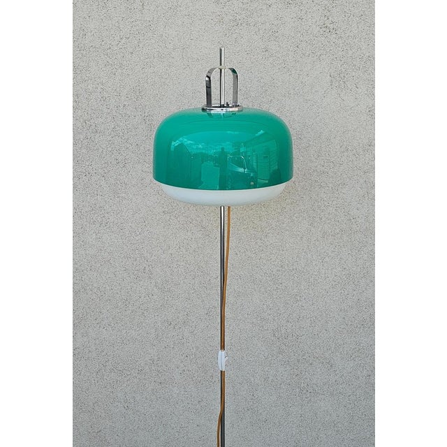 Floor Lamp Medusa in Green attributed to Luigi Massoni for Guzzini, 1970s For Sale - Image 10 of 13