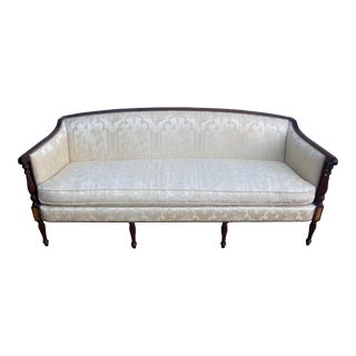 Vintage 1980’s Hickory Chair Sheraton Studded Formal Sofa With Tone on Tone Off White Chinoiserie Damask Upholstery For Sale