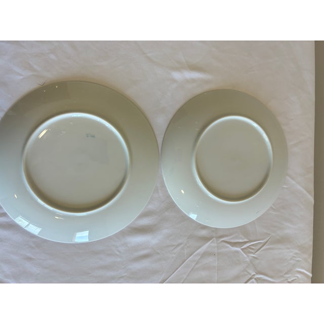 Vintage Hand-Painted Floral Plates Signed by Artist – Set of 2 For Sale - Image 10 of 12