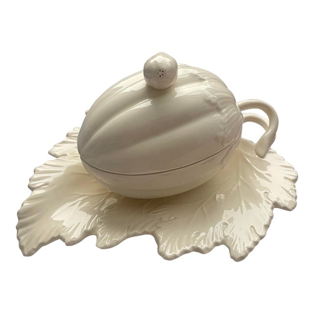 Wedgwood Creamware Small Tureen on Dish For Sale