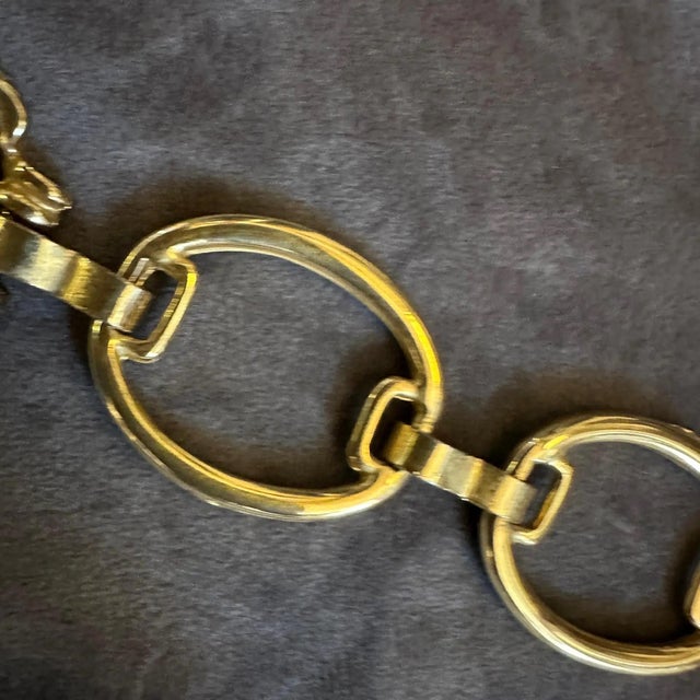 Gold A 1990s Costume Jewelry Gilt Metal Coin Bracelet in the Manner of Bulgari For Sale - Image 8 of 10