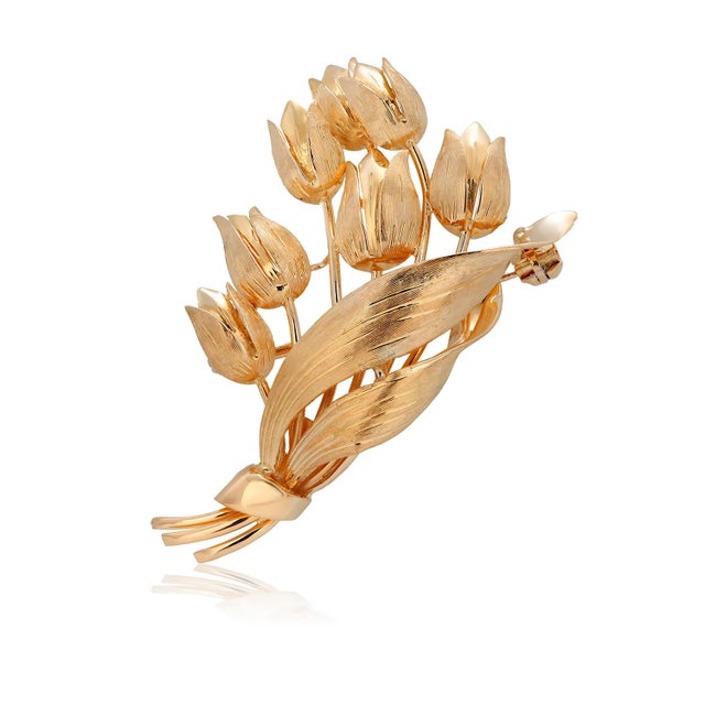 Tiffany and Co. Vintage Tiffany Co 18 Karat Yellow Gold Tulip Brooch Signed Italy For Sale - Image 4 of 9