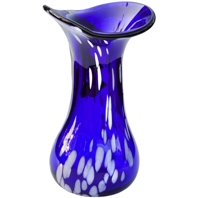 Mid 20th Century Mid 20th Century Handmade Blue & White Art-Glass Vase With Swirled Handle For Sale - Image 5 of 9