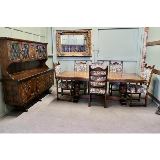 Arts and Crafts Oak Dining Room Suite, Table, Chairs and Dresser by Webber This is a very good quality set of Oak Dining...