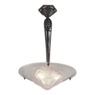 1930s French Art Deco Chandelier by Verreries Des Hanots - France For Sale
