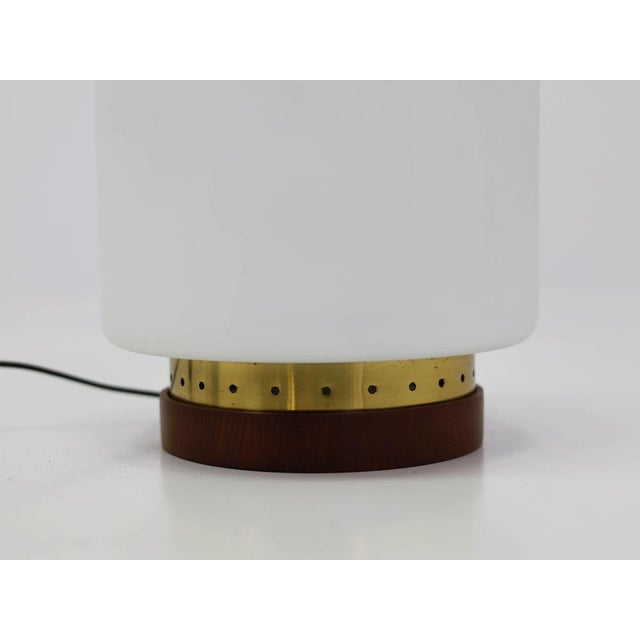 1960s Model 8052 Portable Lantern Table Lamp from Stilnovo For Sale - Image 5 of 6