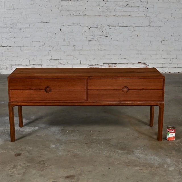 Mid-Century Modern 1950-1960’s Scandinavian Modern Teak Low Cabinet Sideboard Model #394 by Kai Kristiansen for Aksel Kjersgaard Odder For Sale - Image 3 of 12