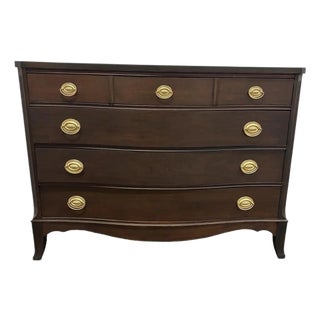 Colonial Serpentine Hepplewhite Mahogany Chest For Sale