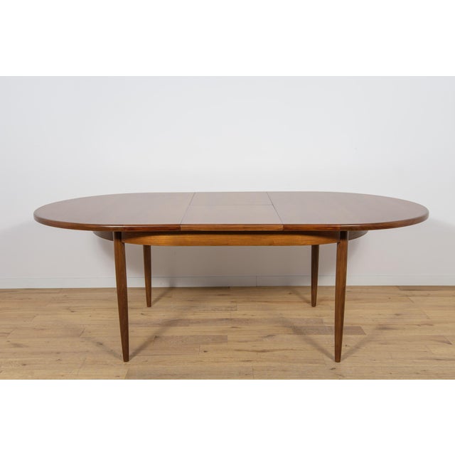 Mid-Century Modern Oval Dining Table in Teak from G-Plan, United Kngdom, 1960s For Sale - Image 11 of 18