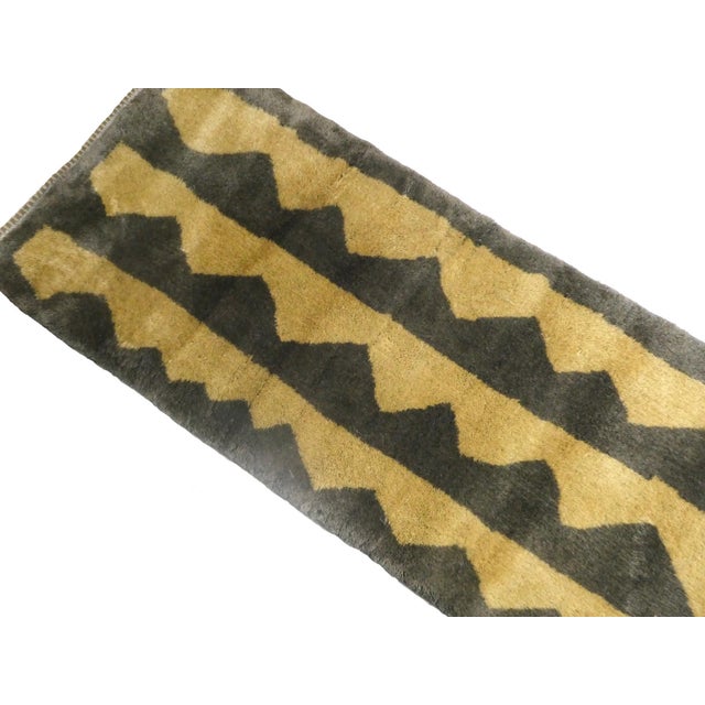 Abstract Custom Beni Mrirt Wool Runner 3' X 10' For Sale - Image 3 of 6