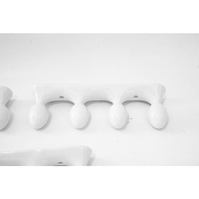 1920s Porcelain Kitchen Wall Mount Hooks, Vienna, Austria, 1920s, Set of 3 For Sale - Image 5 of 8