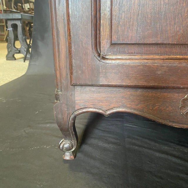 Brown French 19th Century Louis XV Provincial Oak Petite Buffet Cabinet For Sale - Image 8 of 12