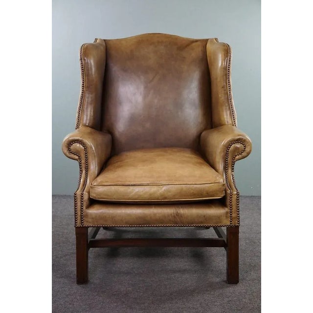 This comfortable cow leather earfautuil. If you are looking for a graceful ear chair made of cattle leather, then this...