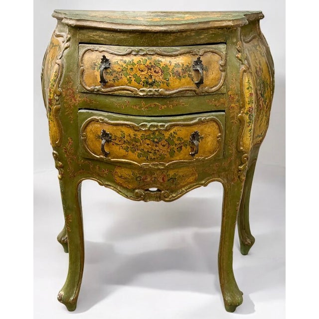 19th-C. Hand Painted Venetian Bombe Chest or Commode. For Sale In Atlanta - Image 6 of 6