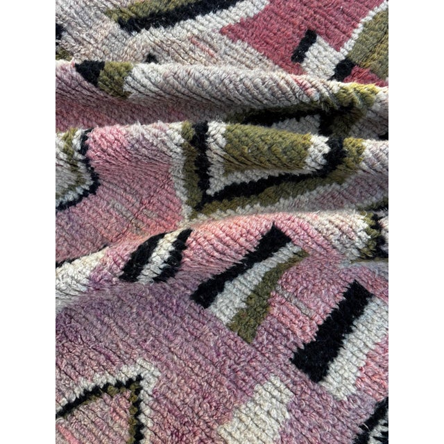2020s Pink Berber Moroccan Wool Rug For Sale - Image 5 of 7