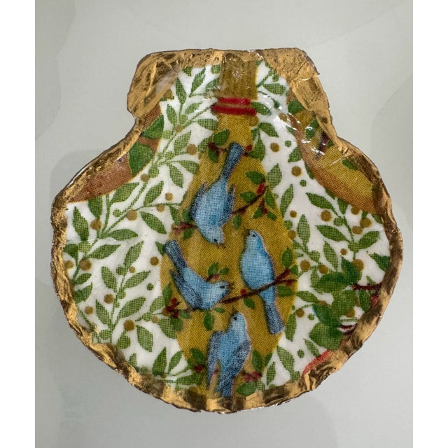 Handmade Seashell Holiday Ornaments & Trinkets Dishes. For Sale - Image 9 of 9