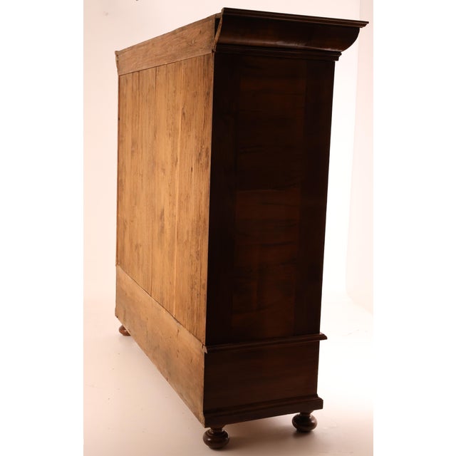 Late 18th Century Baroque Hall Cupboard in Walnut, 1770 For Sale - Image 5 of 7