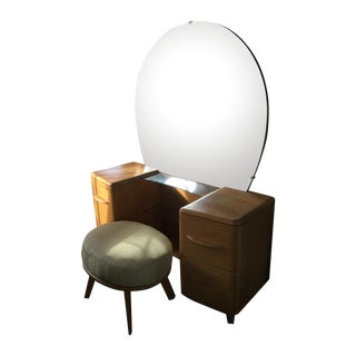 Heywood-Wakefield Mid-Century Vanity with Stool For Sale