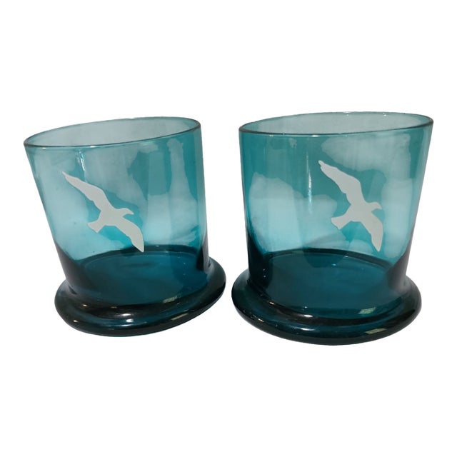 Vintage Pair of Coastal Ocean Blue Seagull Cocktail Rocks Glasses For Sale