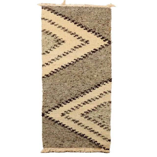 Wool Blend Rug, Italy, 20th Century For Sale - Image 10 of 11
