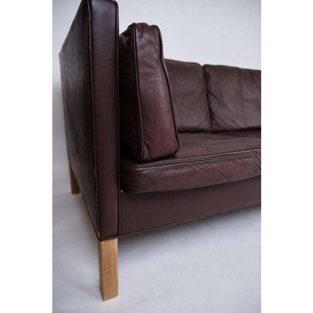 Børge mogensen 3-seater sofa, model 2442. Brown leather with beautiful patina. Fredericia møbelfabrik, 1960s. — designer:...