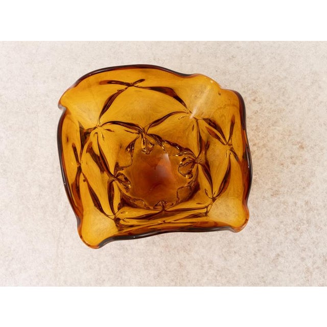 Very elegant and refined centerpiece/ice bowl made of Murano glass, Made in Italy, 1950s. Large Murano glass centerpiece...