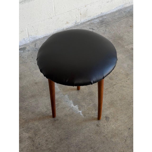 Mid-Century Modern Teak Round Tripod Footstool Ottoman With Black Upholstery Danish Mid-Century Modern 1960s For Sale - Image 3 of 8
