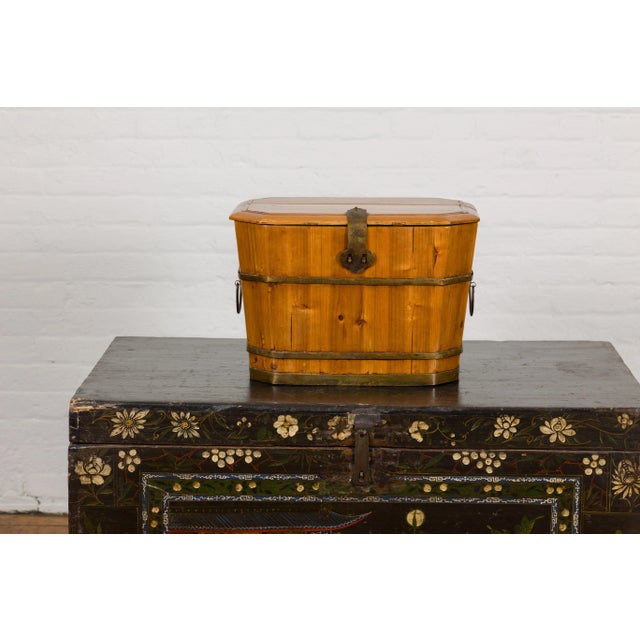 Asian Early 20th Century Late Qing Dynasty Wood & Brass Lidded Box with Lateral Handles For Sale - Image 3 of 12